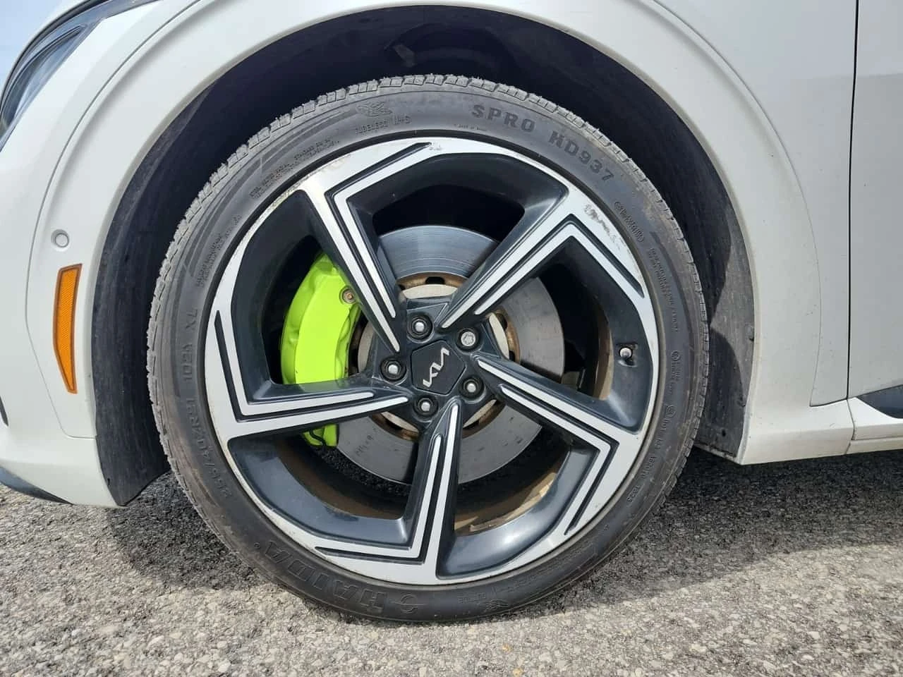 Kia EV6 4D Utility AWD | GT  CARFAX | Mobile.bg � ����������� 6