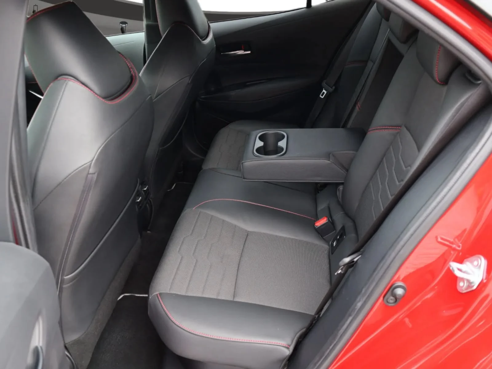 Toyota Corolla BI-TONE/2.0 HYBRID/���.����� � ����������/90���.�� | Mobile.bg � ����������� 15