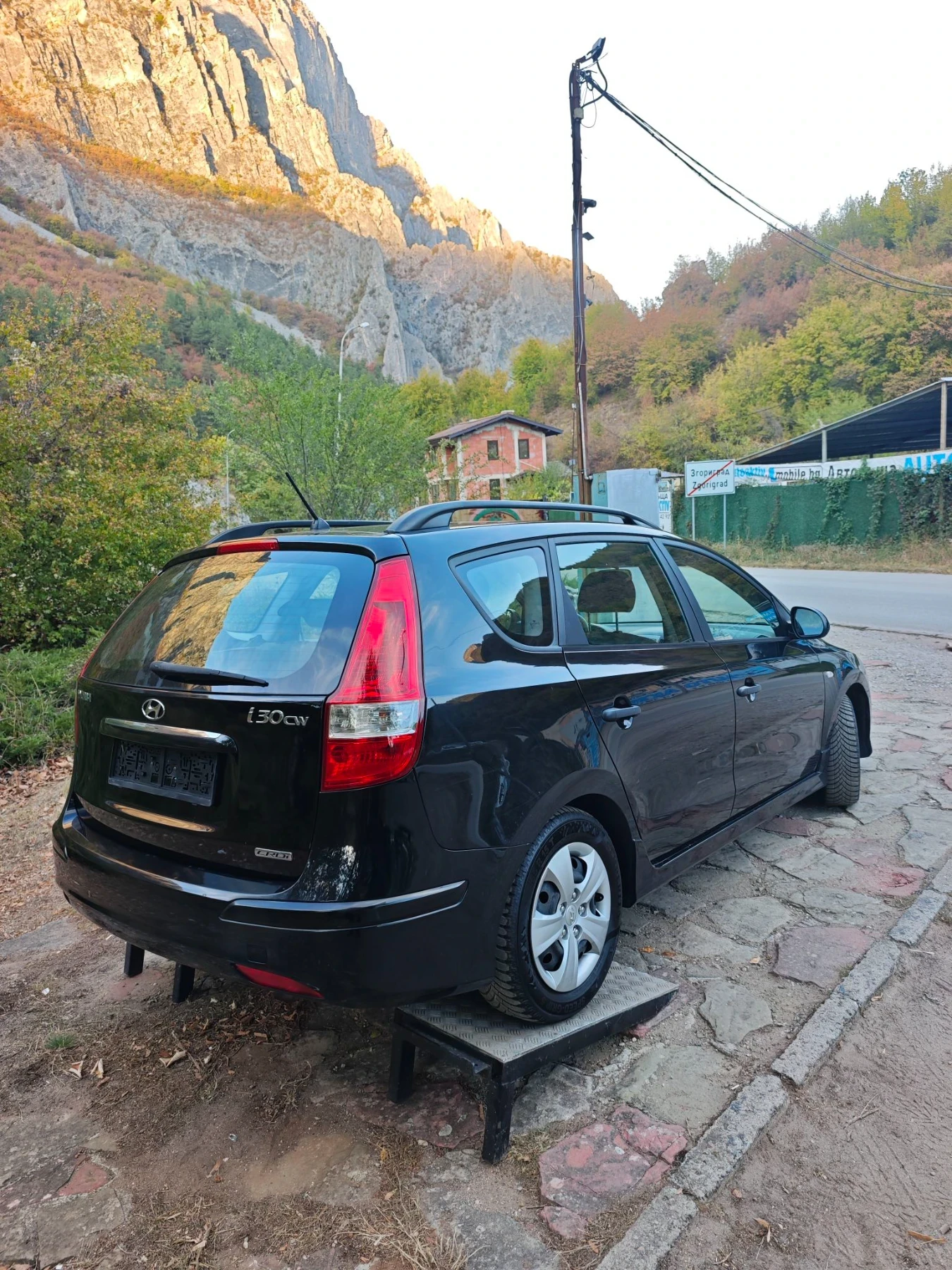 Hyundai I30 1.6CRDI 90�� 6��. | Mobile.bg � ����������� 10