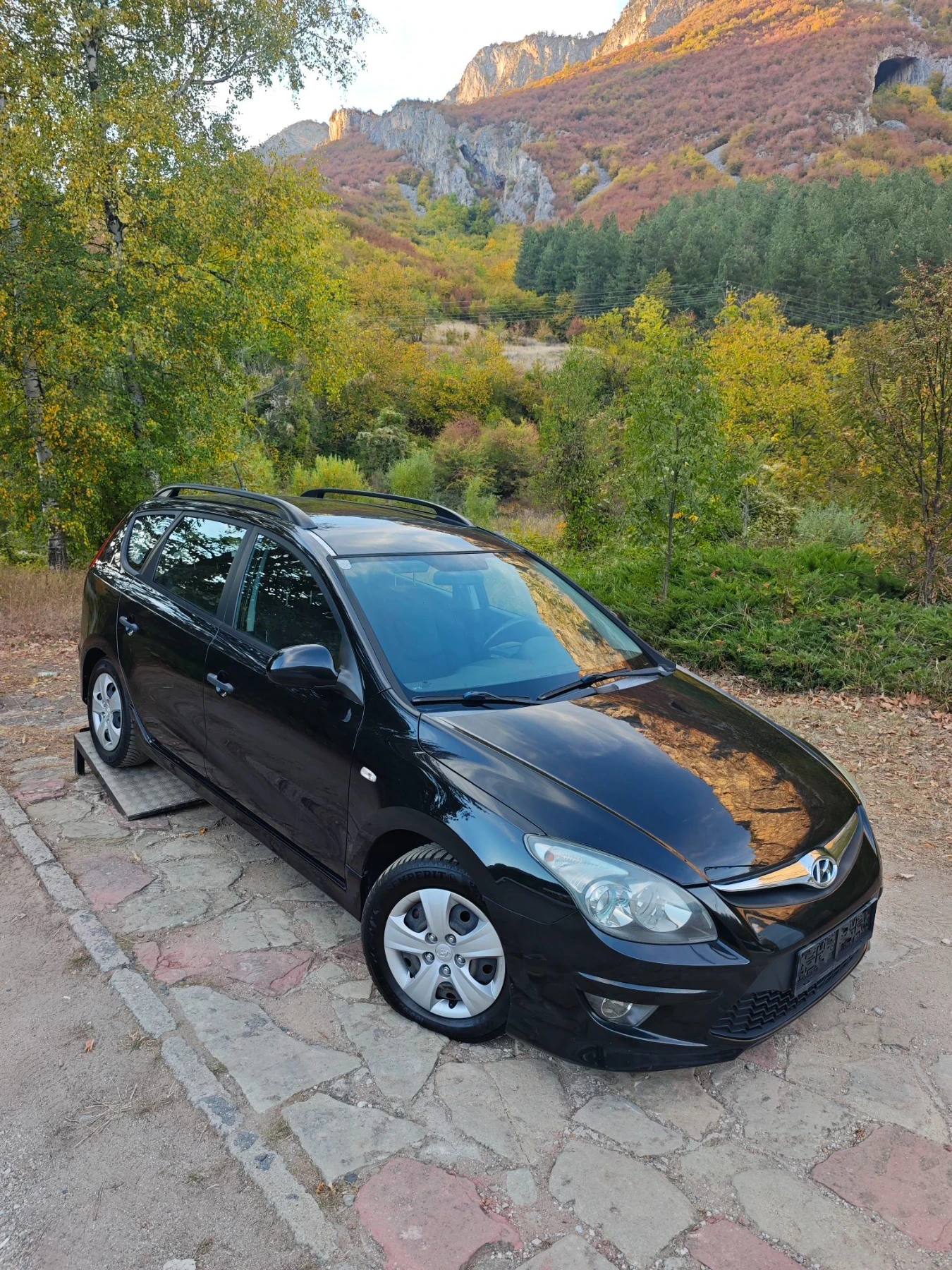 Hyundai I30 1.6CRDI 90�� 6��. | Mobile.bg � ����������� 14