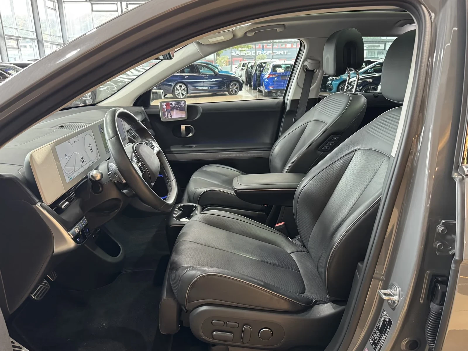 Hyundai Ioniq 5 UNIQ* 77.4KW* 325H.P.* PANO* �������� | Mobile.bg � ����������� 8