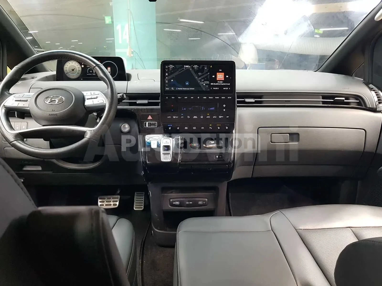 Hyundai Staria, снимка 7 - Автомобили и джипове - 56738323