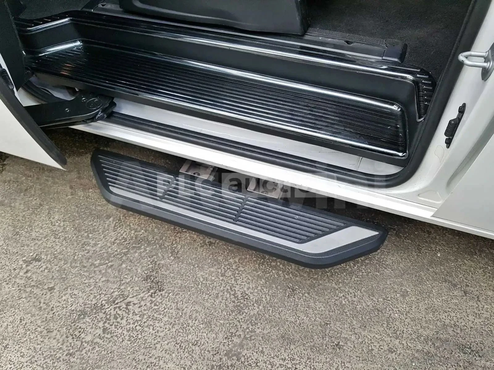 Hyundai Staria, снимка 17 - Автомобили и джипове - 56738323