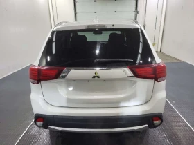 Mitsubishi Outlander * SE * 7 SEATS* ПОДГРЕВ* KEYLESS* , снимка 4