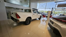 Toyota Hilux 2.4 6MT D-4D, снимка 5