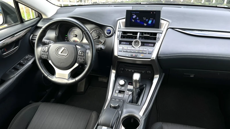 Lexus NX 300h 2.5 HYBRID AWD 72 800 км, снимка 10 - Автомобили и джипове - 47363148