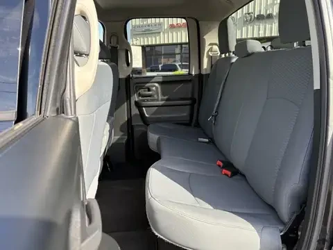 Dodge RAM 1500 CARFFAX, снимка 13 - Автомобили и джипове - 55162364