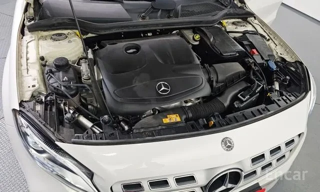 Mercedes-Benz GLA 220 * ПОДГРЕВ * ПАМЕТ * КАМЕРА * 2 КЛЮЧА * , снимка 9 - Автомобили и джипове - 55472385