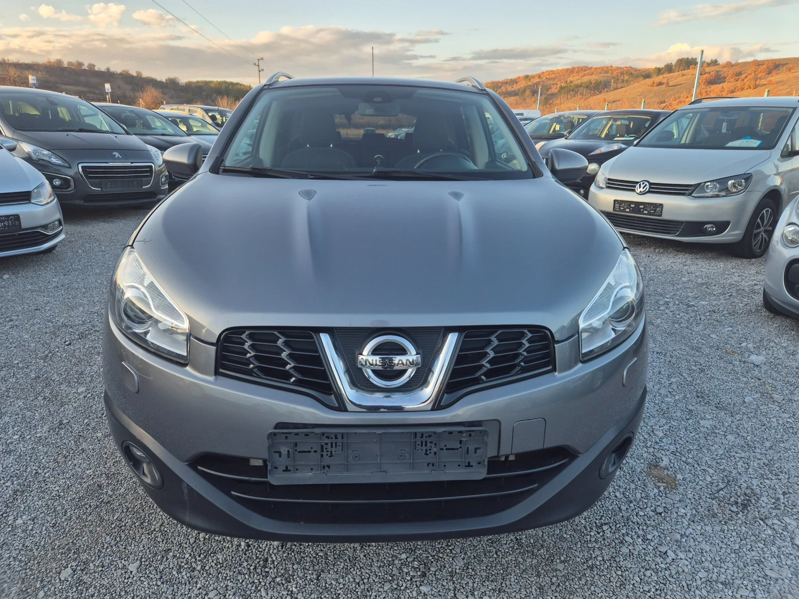 Nissan Qashqai 2.0 DCI 4x4 Автомат Панорама - изображение 3