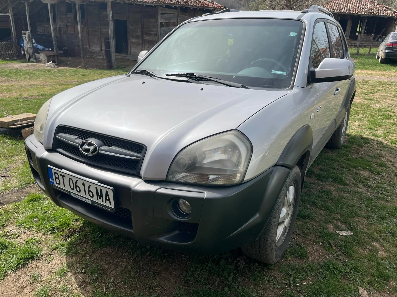 Hyundai Tucson 2.0d - изображение 4