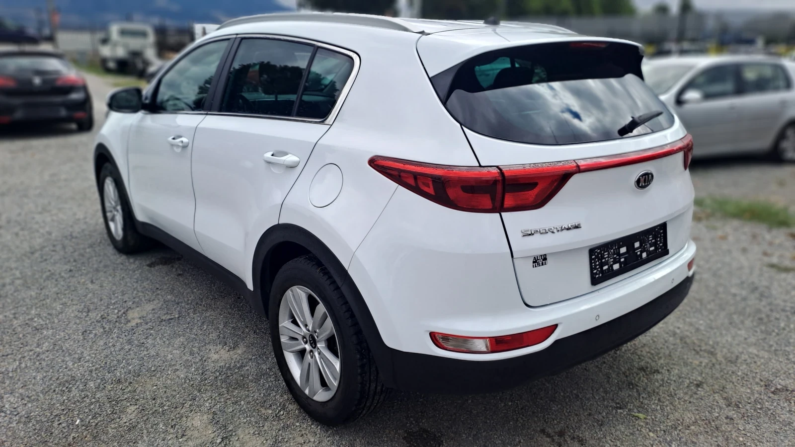 Kia Sportage 1.7d. Automatic - изображение 9
