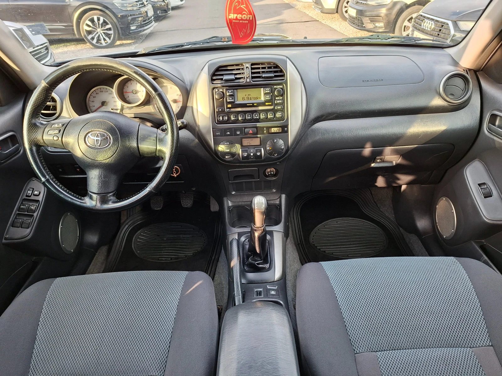 Toyota Rav4  - изображение 9