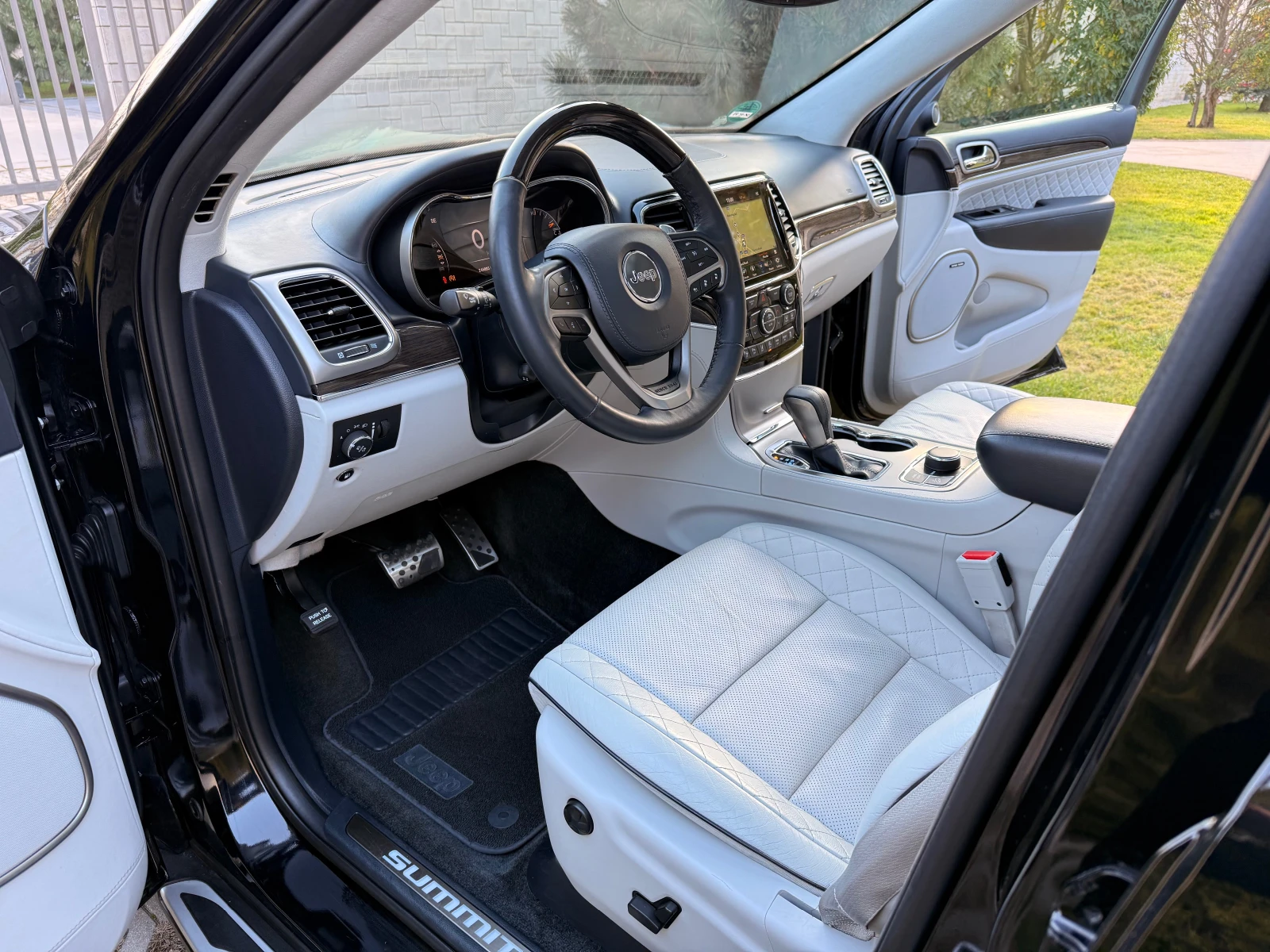 Jeep Grand cherokee 3.0CRD* EXCLUSIVE * SUMMIT* FACELIFT - изображение 6