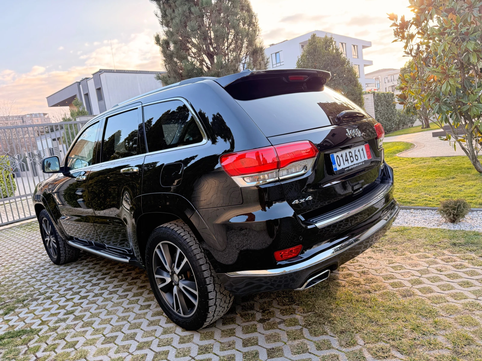 Jeep Grand cherokee 3.0CRD* EXCLUSIVE * SUMMIT* FACELIFT - изображение 3