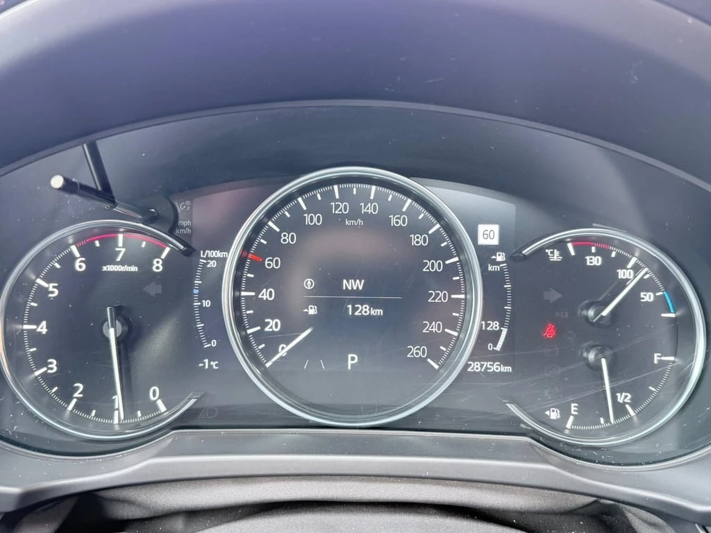 Mazda CX-5 2022 Signature AWD * CARFAX * ��� ������������ | Mobile.bg � ����������� 11