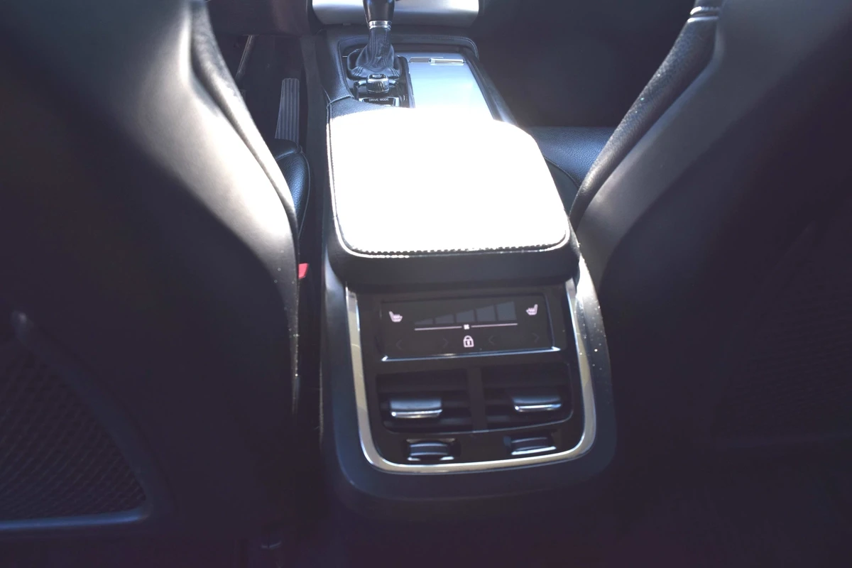 Volvo Xc90 * T5* Momentum AWD* 7-passengers*  | Mobile.bg � ����������� 10