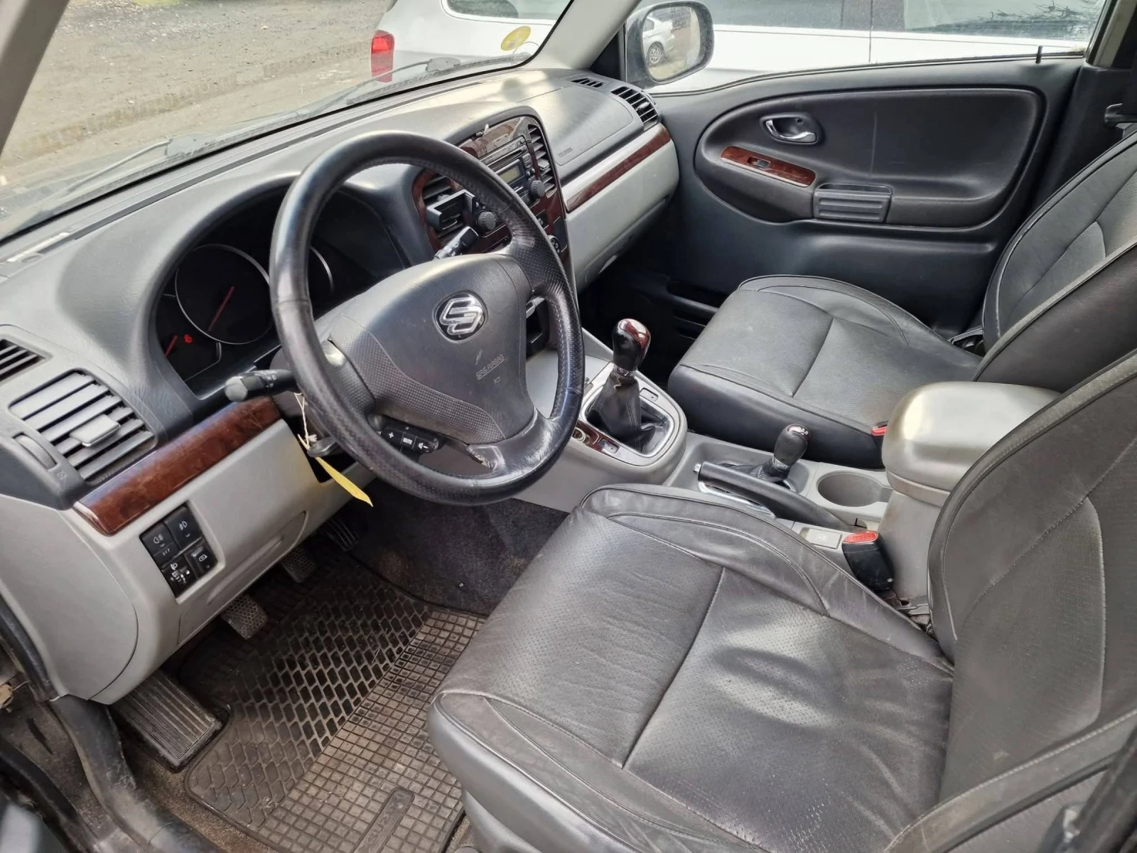 Suzuki Grand vitara  - изображение 5