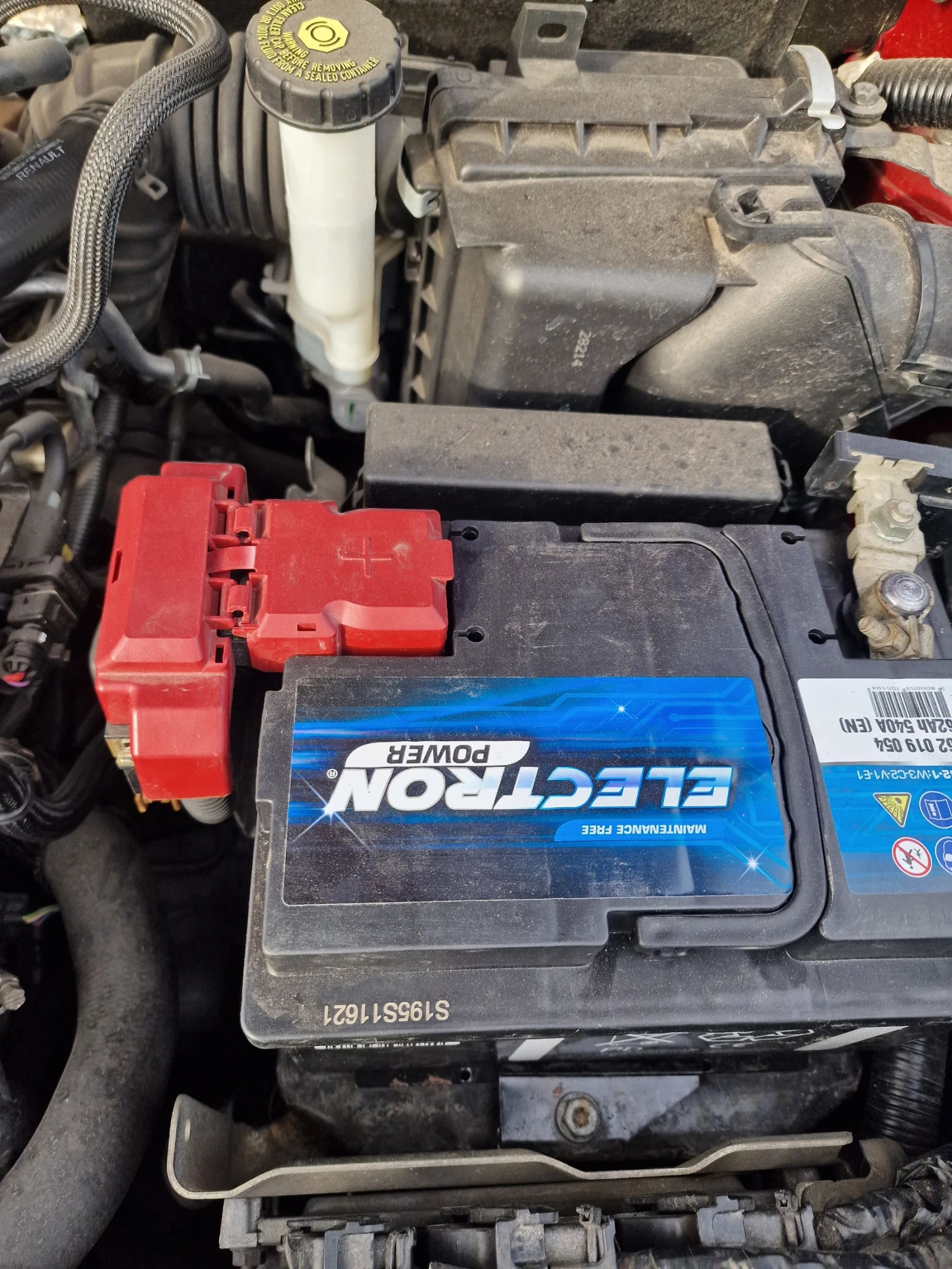 Nissan Juke, снимка 13 - Автомобили и джипове - 53815569