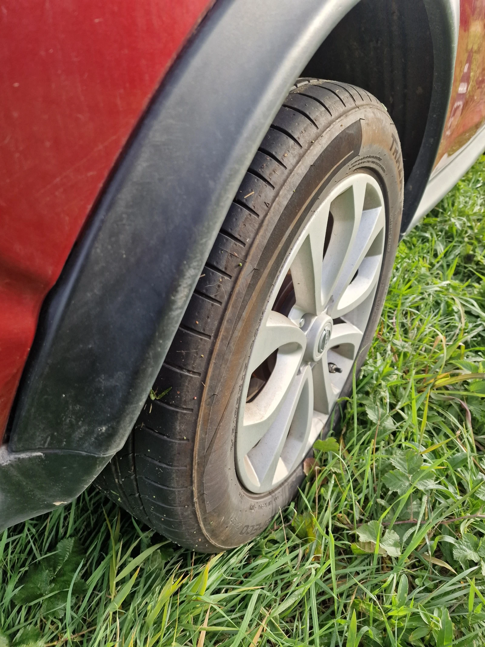 Nissan Juke, снимка 6 - Автомобили и джипове - 53815569