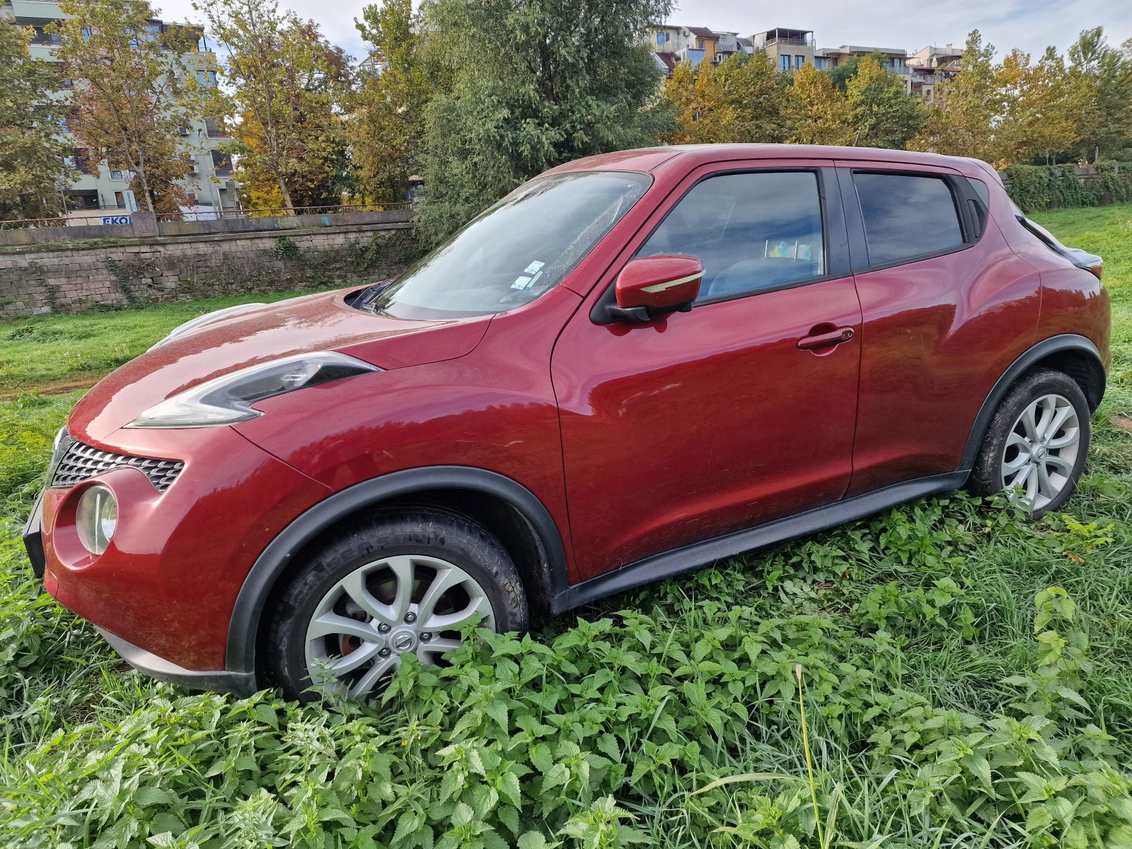 Nissan Juke, снимка 3 - Автомобили и джипове - 53815569