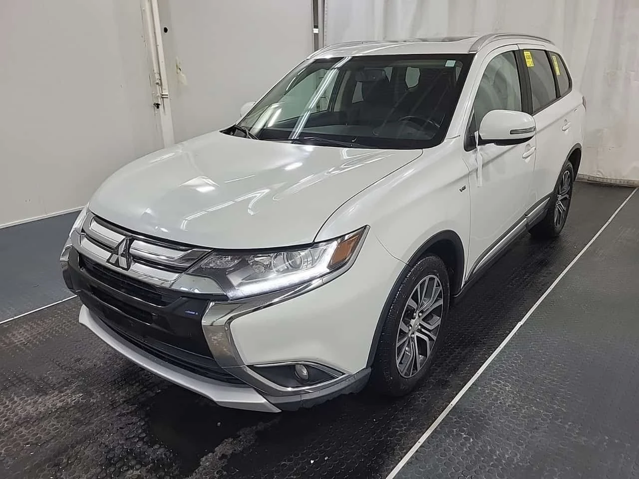Mitsubishi Outlander * SE * 7 SEATS* ПОДГРЕВ* KEYLESS* , снимка 11 - Автомобили и джипове - 54012446
