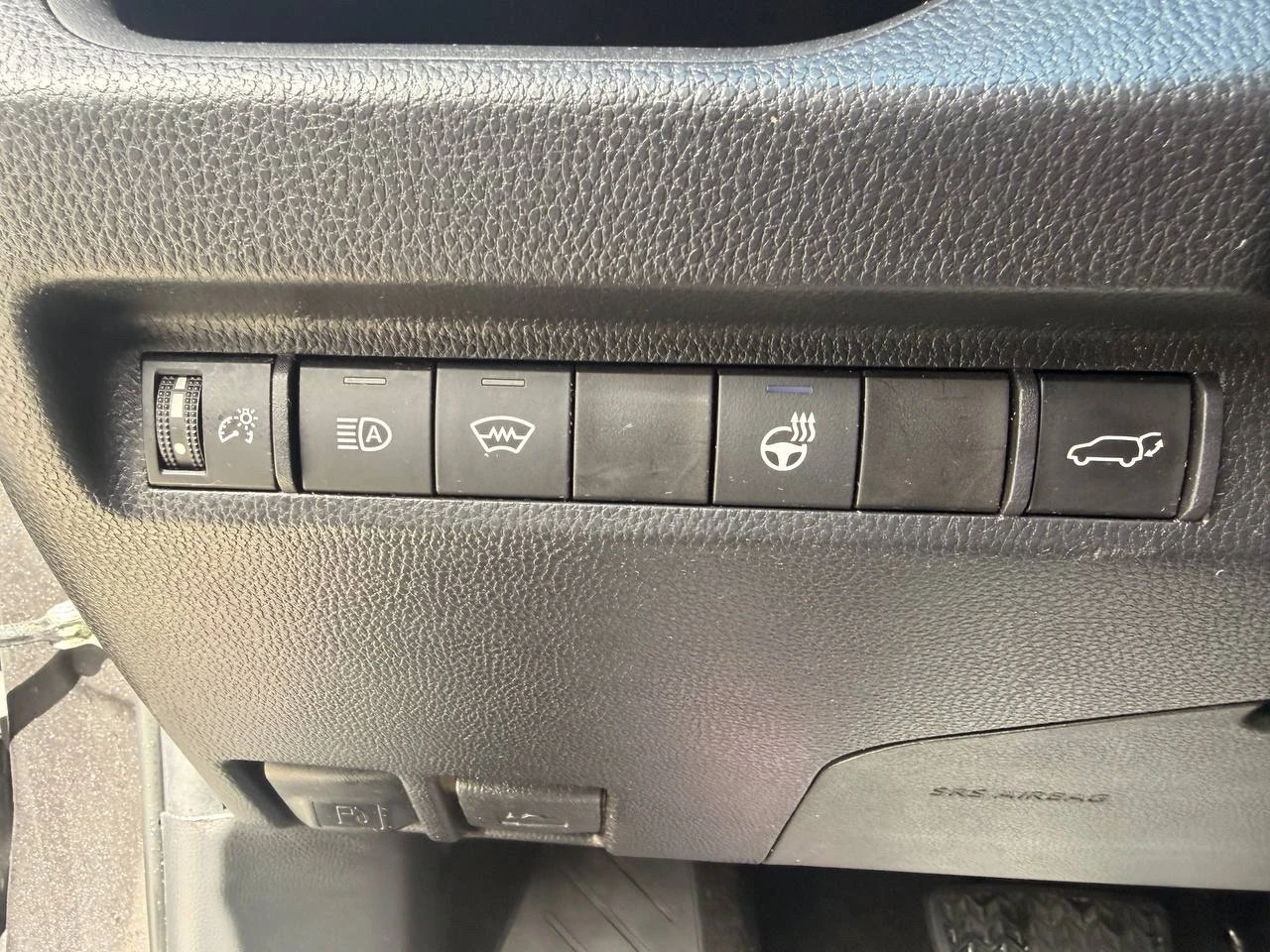 Toyota Rav4 XLE * * CARFAX * * АВТО КРЕДИТ * * , снимка 11 - Автомобили и джипове - 55014840