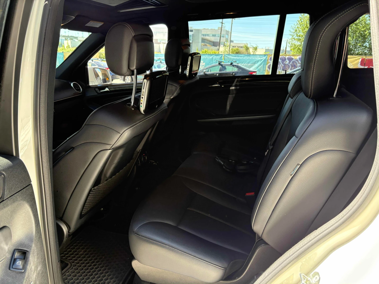 Mercedes-Benz GL 350 AMG * AIRMATIC * TV * 7 МЕСТА * CARFAX * , снимка 13 - Автомобили и джипове - 55122327