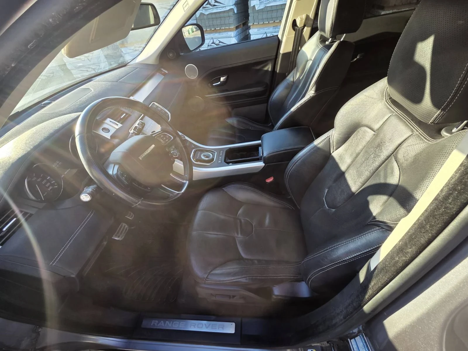 Land Rover Range Rover Evoque, снимка 5 - Автомобили и джипове - 55695344
