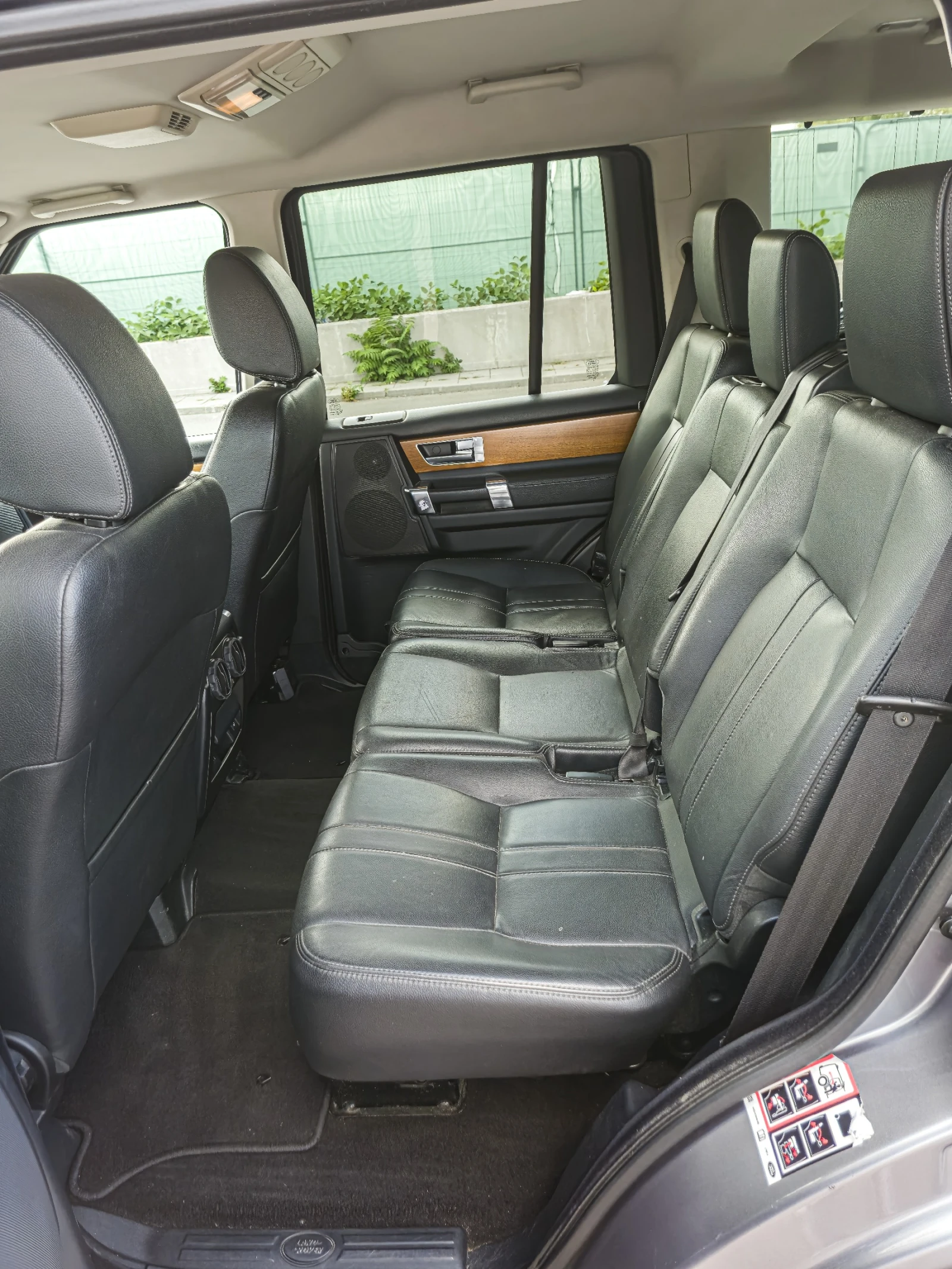 Land Rover Discovery Discovery 4 SDV6 SE 3.0 V6 , снимка 16 - Автомобили и джипове - 55878434