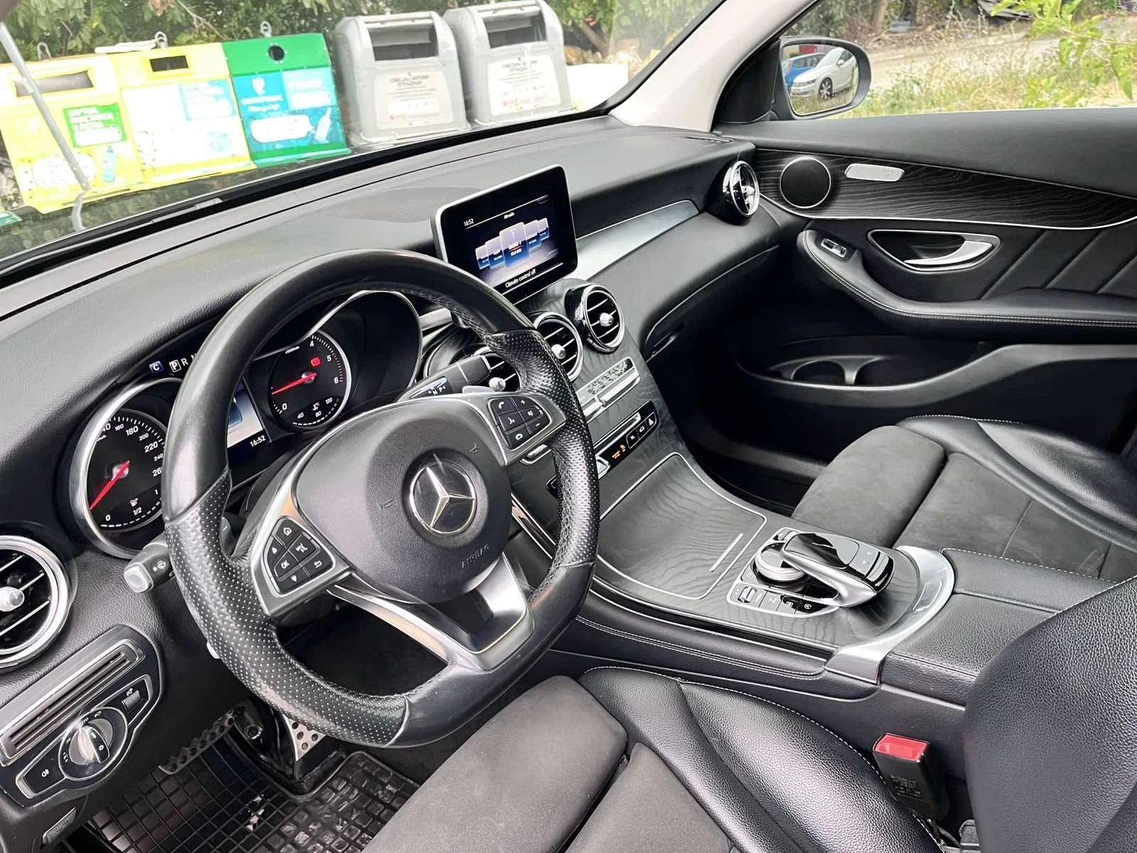 Mercedes-Benz GLC 220, снимка 9 - Автомобили и джипове - 56262233