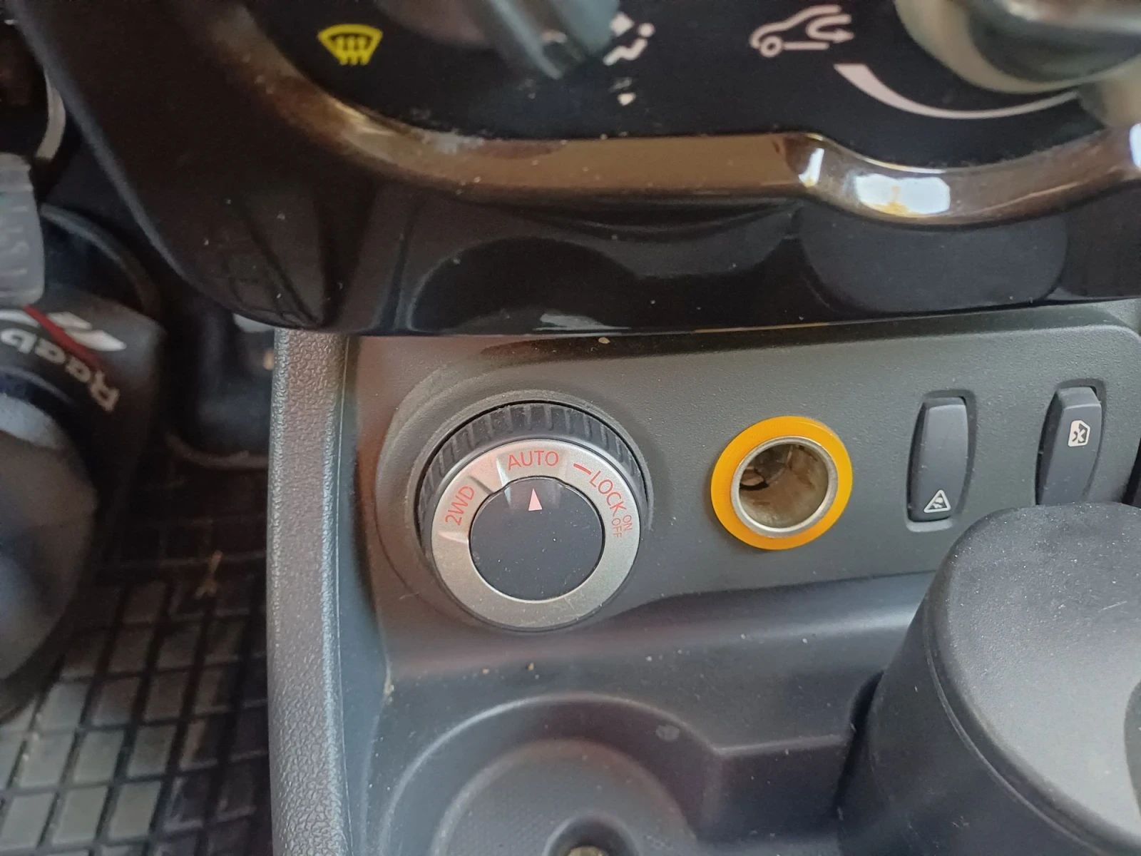 Dacia Duster 1.5dci 4x4 6sk | Mobile.bg � ����������� 11