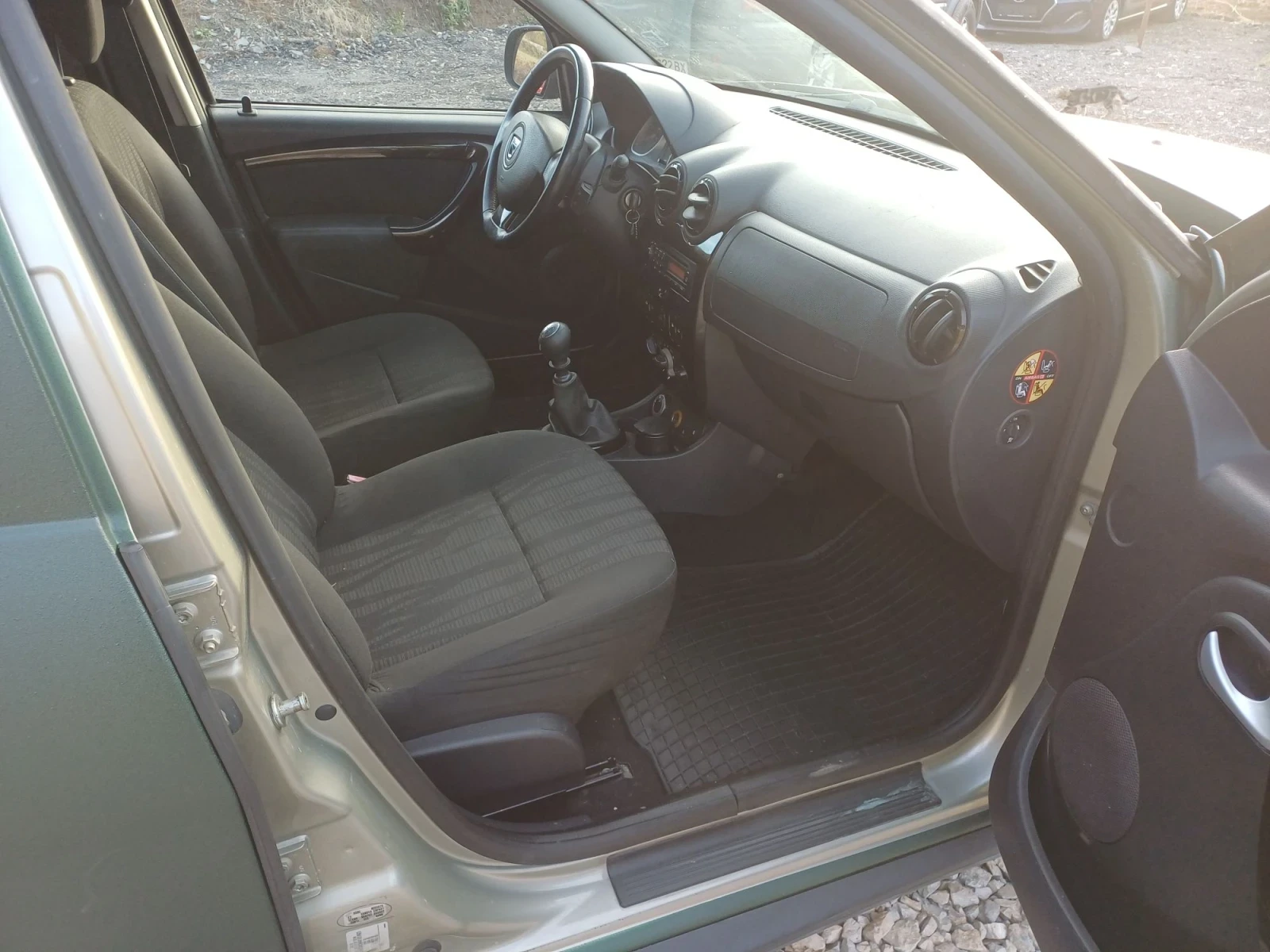Dacia Duster 1.5dci 4x4 6sk | Mobile.bg � ����������� 6