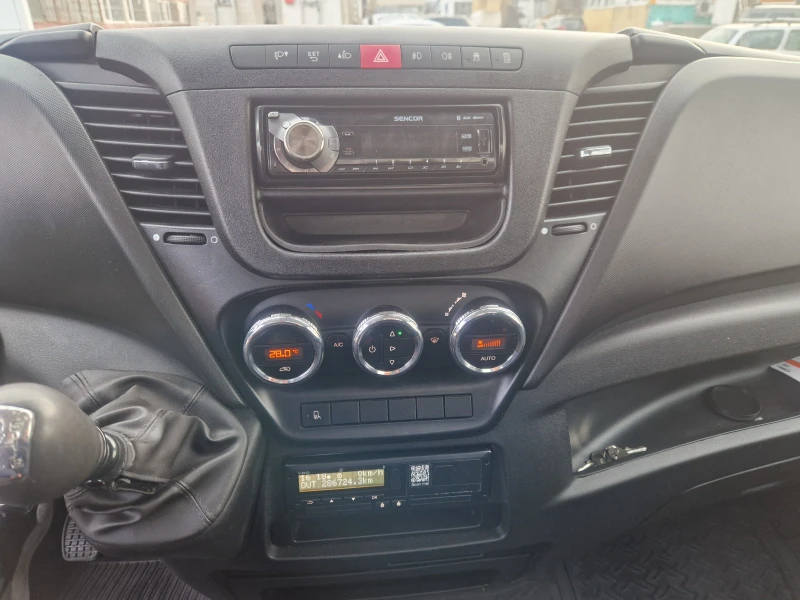 Iveco Daily 35C18/3.0D, снимка 11 - Бусове и автобуси - 53188737