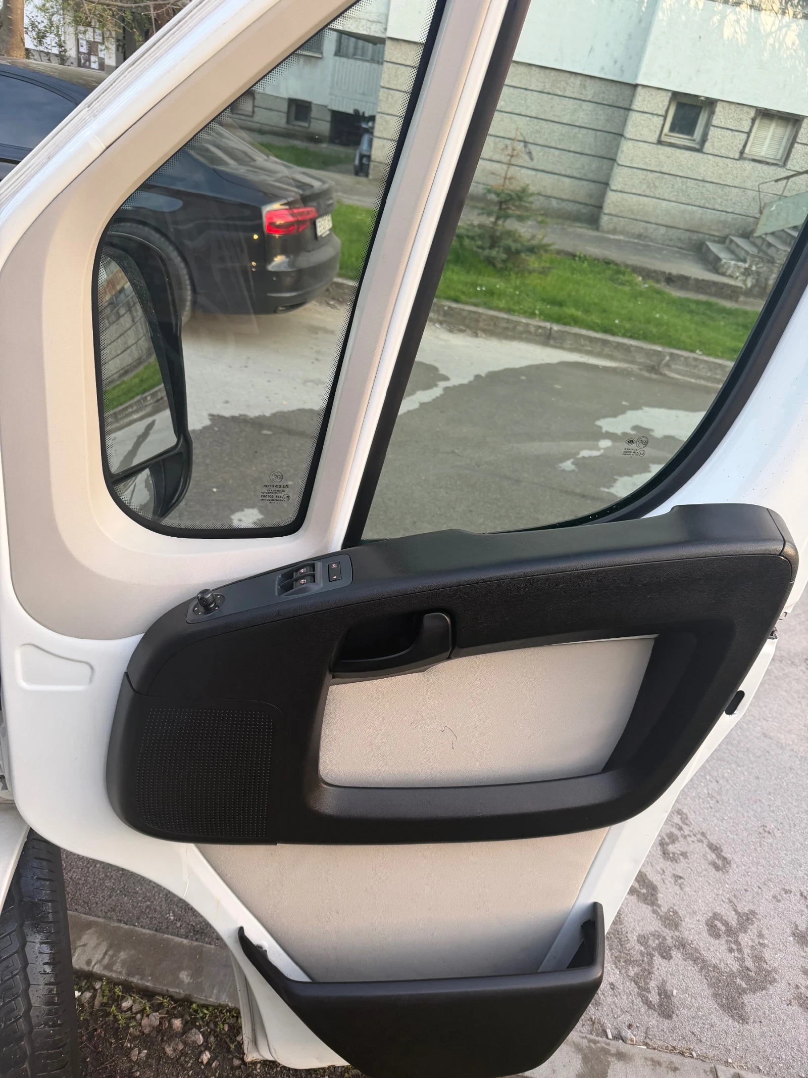 Peugeot Boxer 2, 2d/130кс./2016г, снимка 12 - Бусове и автобуси - 54255177