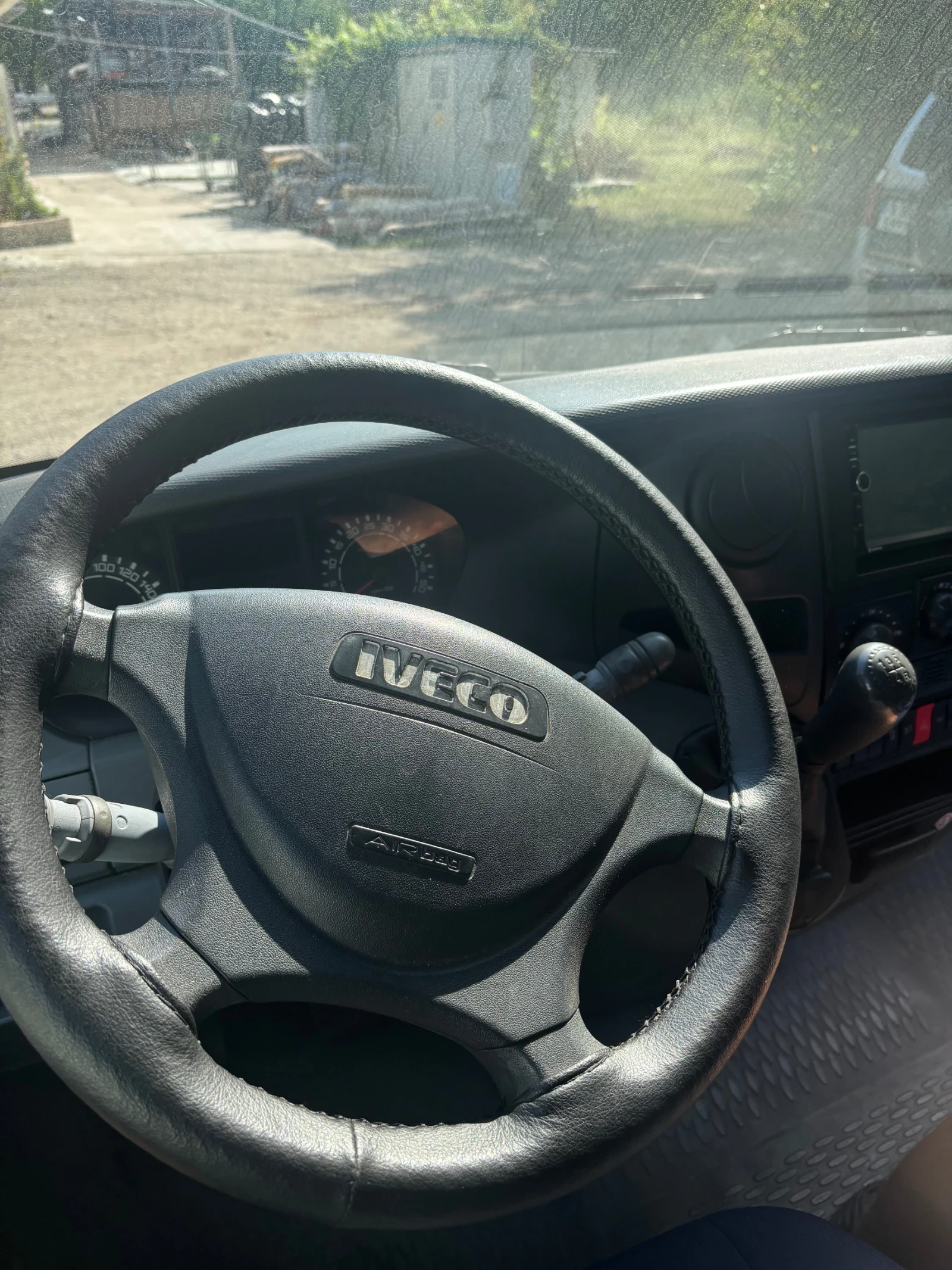 Iveco Daily, снимка 6 - Бусове и автобуси - 56125872