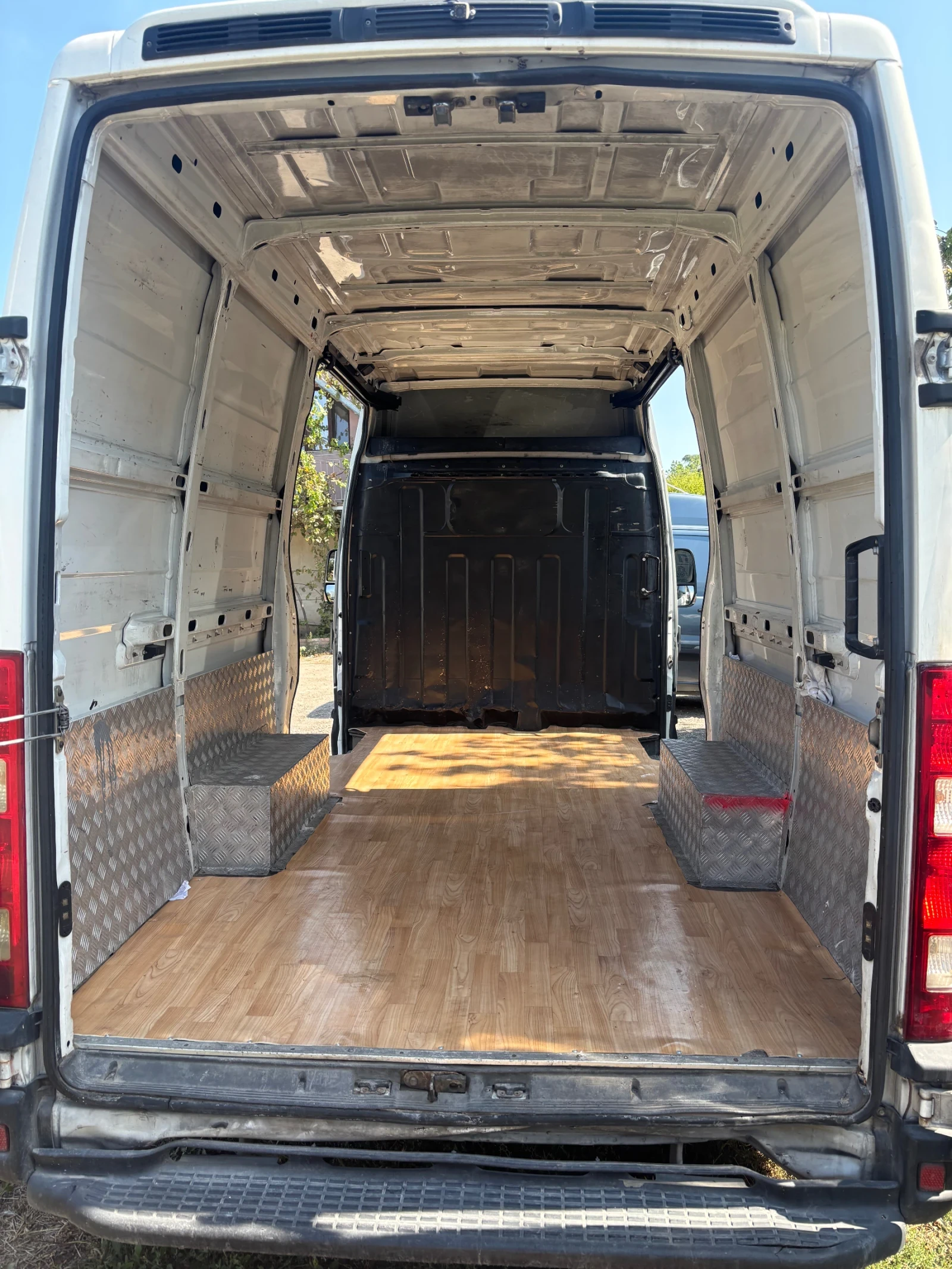 Iveco Daily, снимка 10 - Бусове и автобуси - 56125872