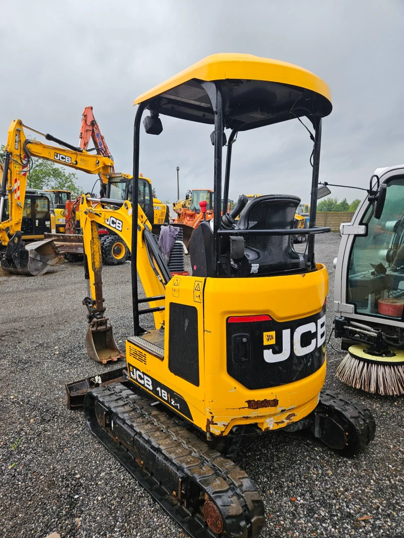 Багер JCB 18Z-1, снимка 6 - Индустриална техника - 47398930