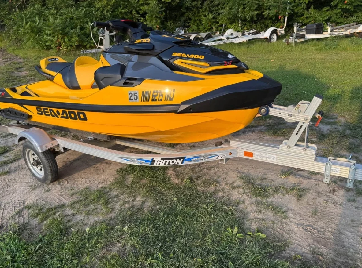 Джет Bombardier Sea Doo RXTX 300 18 часа - изображение 2