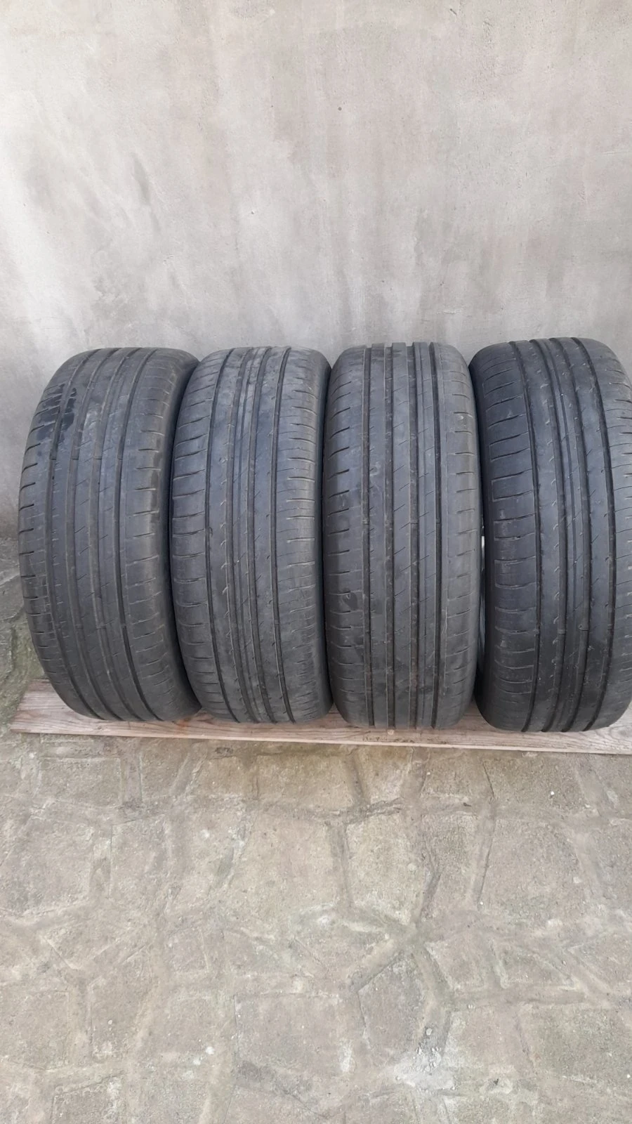 Продажба на гуми с джанти - 4 бр , снимка 2 - Части - 54179640