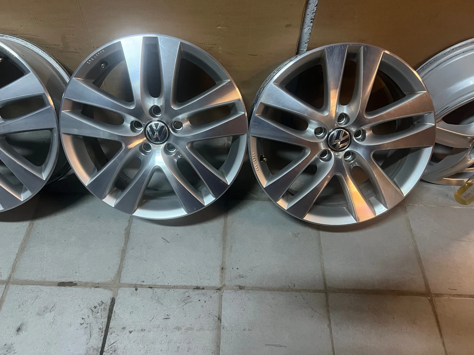 Джанти, снимка 5 - Гуми и джанти - 53892635