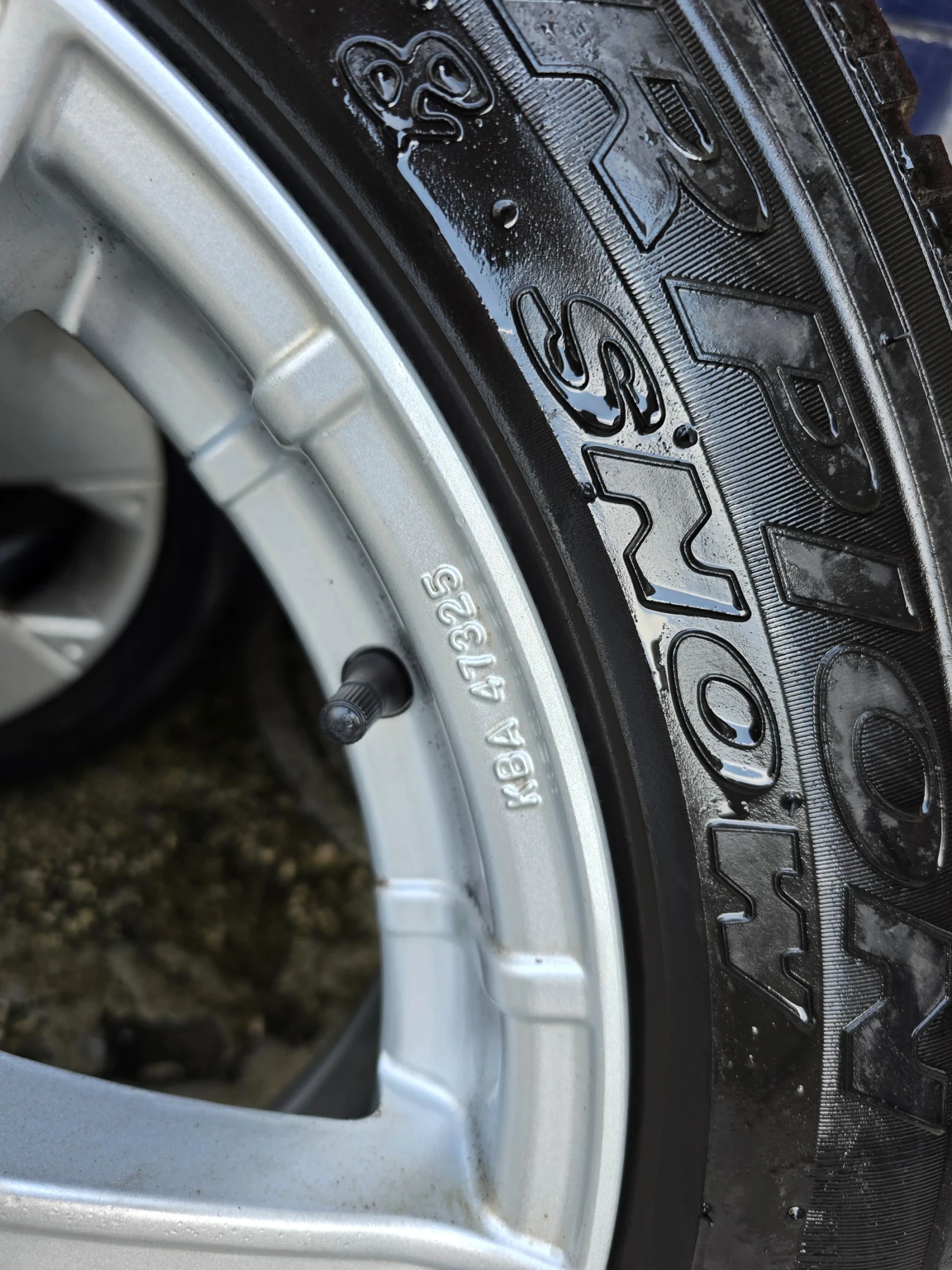 Гуми с джанти Pirelli 235/60R18, снимка 3 - Гуми и джанти - 54164842