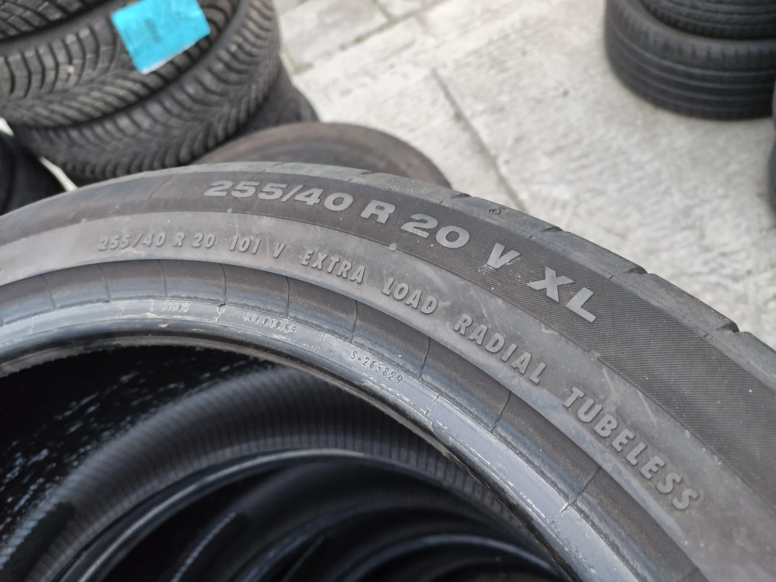 Гуми Летни 255/40R20, снимка 6 - Гуми и джанти - 54655660