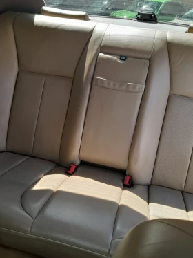 Mercedes-Benz E 200, снимка 7