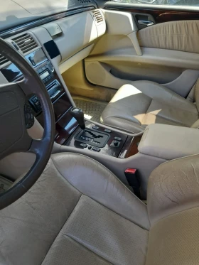 Mercedes-Benz E 200, снимка 6