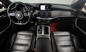 Kia Stinger 3.3* GT* ПОДГРЕВ* ОБДУХВАНЕ* ХЕДЪП* КАМЕРА* КЕЙЛЕС, снимка 6