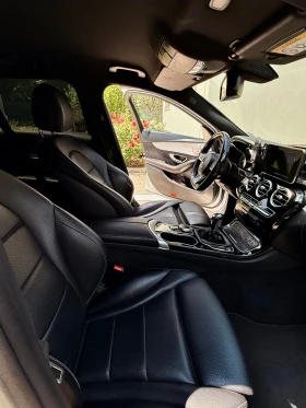 Mercedes-Benz C 180 AMG / 360 Камера / Обслужена / Регистрирана, снимка 11