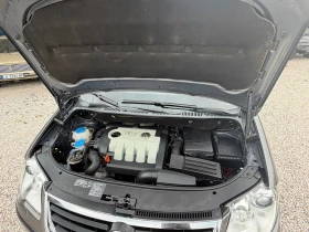 VW Touran 1.9/Автомат, снимка 17