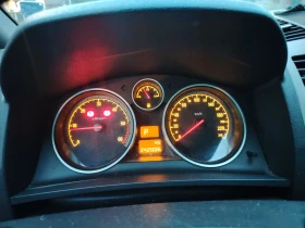 Opel Zafira 1.9 дизел автоматик, снимка 10