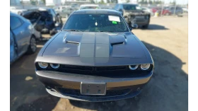 Dodge Challenger SXT AWD, снимка 2