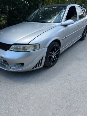 Обява за продажба на Opel Vectra 2.0 101 коня Цяла эа части ~1 000 лв. - изображение 1